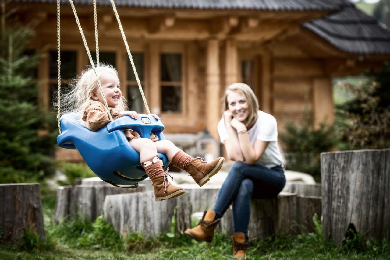 Gorska Osada Luxury Chalets Zakopane โปโรนิน ภายนอก รูปภาพ